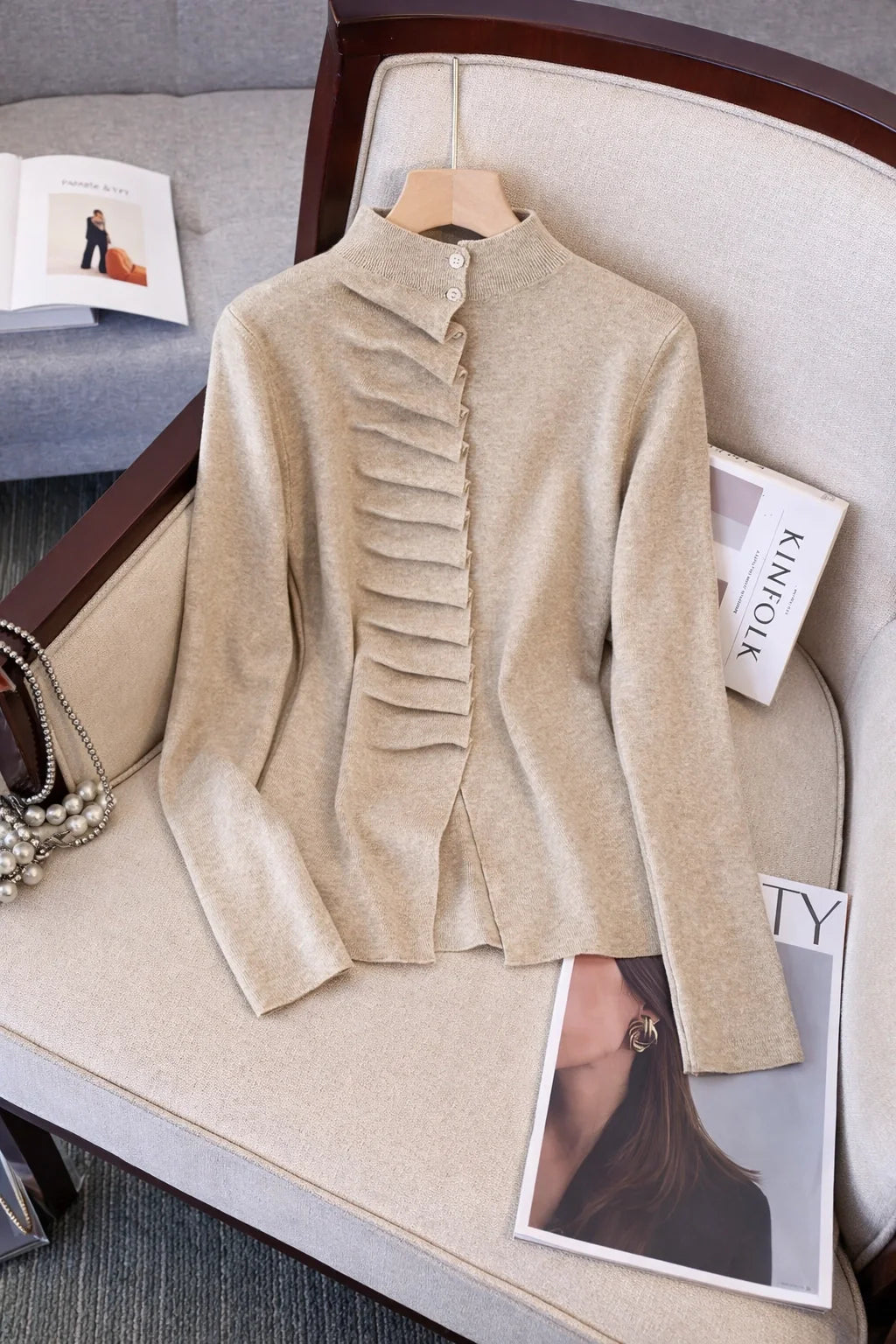 Half Turtleneck Pleated Knit