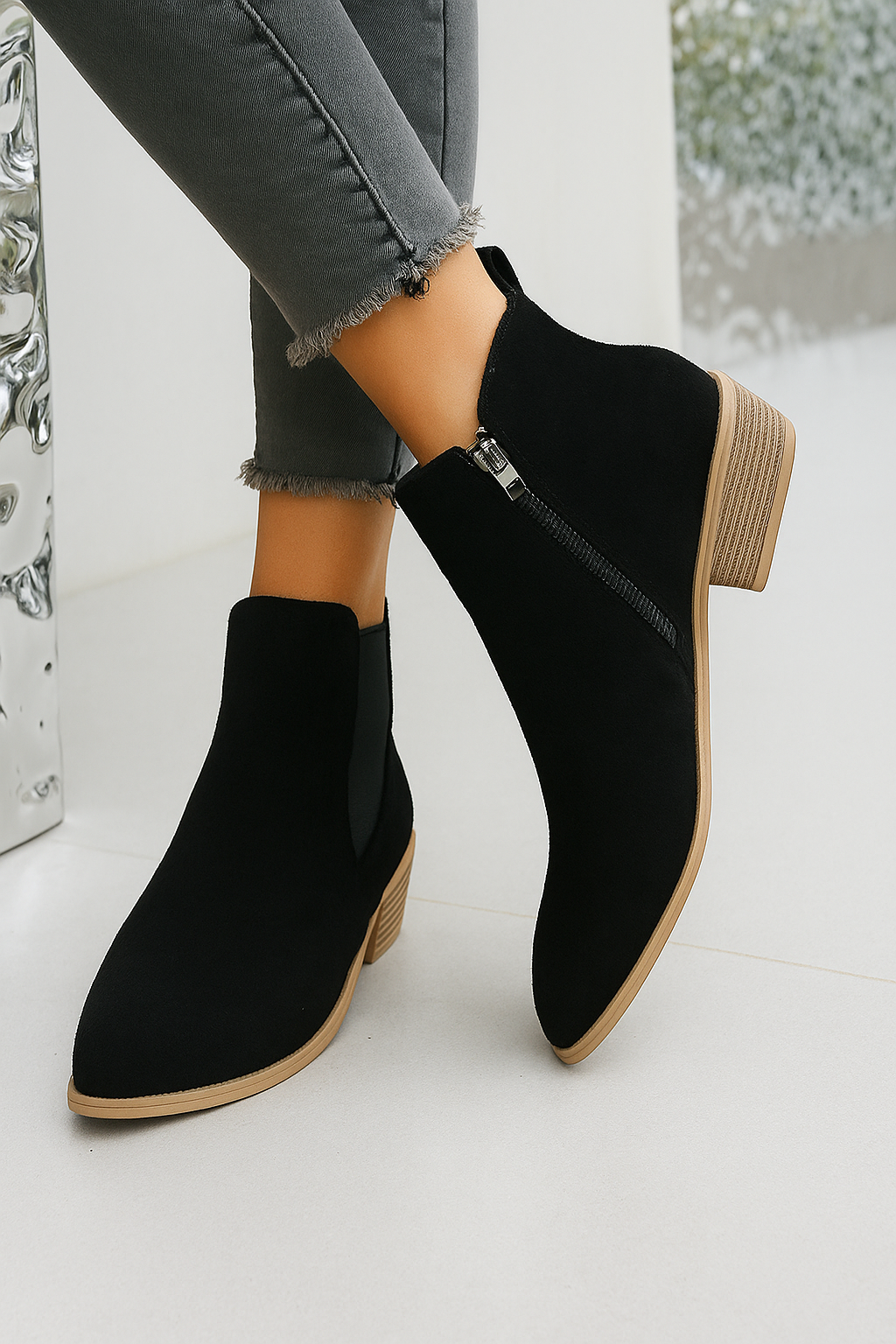 Vegan Suede Vila Boots