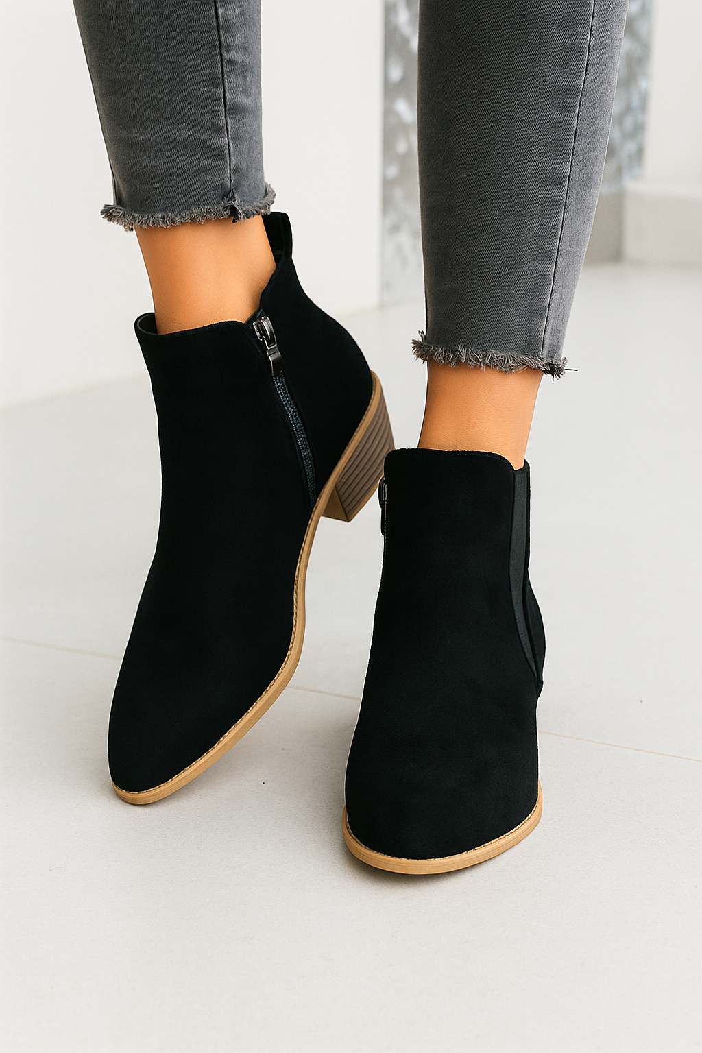 Vegan Suede Vila Boots